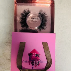 The Wax House - "Danielle" False Eyelashes, 1 Pair